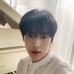 얘 <b>셀카</b> 너무 잘찍음