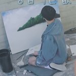 정구기 그림 그릴 때 앉아있는 거
