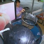 방탄은 직접 <b>회도</b> 떠먹네