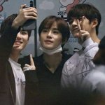 [NCT] 근데 정우 브이앱 이제 진짜 편해진거같아서 넘좋당