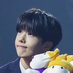 [NCT즌] <b>계란찜</b>같이 생긴 19세 박지성군