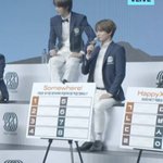 [NCT] 어제 븨앱에서도 허리 <b>꼿꼿</b> 정우