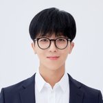 송민호 흑발하니까 쩐다