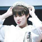 비눗방울 좀 <b>불어</b>봤을 아이돌