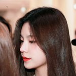 차갑게 보일 수 있지만 <b>진국</b>인 여돌