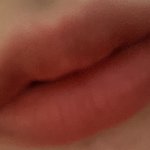 이거 무슨 색 같아?