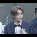 근데 <b>성찬</b> 이 사진