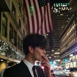 니네 하정우 뭔작품으로 <b>처음</b> <b>앎</b>?