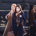 제니 <b>메종</b>키츠네 이거 맨투맨이야?