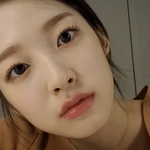 [뷰티] <b>아린</b> 이짤 비슷한 립 머야?ㅜ