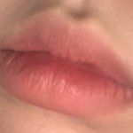 내<b>입술</b> ㄹㅇ 개두꺼움 삼겹살인줄