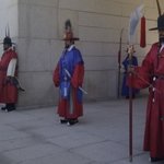 [이것좀봐줘] 경복궁가면 앞에 <b>분장</b>하신분들 있잖아