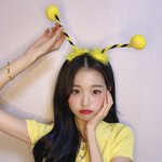 하 얘들아 장원영 <b>꿀벌</b> 셀카 올라왔다 ㅠㅠㅠㅠㅠ