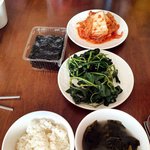 [EXO] <b>명절</b>인데도 맛있는거 못먹어 슬퍼 ㅜ