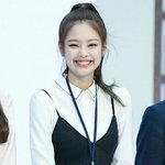 [19] 얘들아 나 모르는 한남이랑 카톡 <b>친추</b> 햤는데