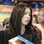 아이린 특유의 그 찡그리는? 표정 있잖아