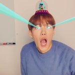 이거 보면 덥즈 <b>생각남</b>