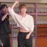 [방탄소년단] 나는 <b>여태</b> 애들이 유교보이라고 믿었는데....