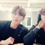 나 절대 선왼이었는데 이짤로 <b>밀선</b>에감김