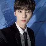 <b>황민현</b> 나페스