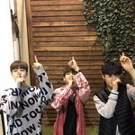 [트레저] 이짤 주웠는데 왜 이<b>포즈</b> 하는거야?
