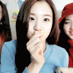 근데 <b>채영</b> 객관적으로 너무 이쁘지않음??