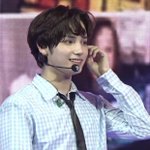 <b>휴닝</b>카이 미쳤냐??