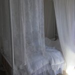 [댓글부탁해] 나 공주 침대 쓰니야 기억하니..??????