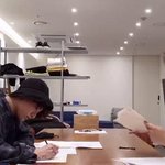 정국이랑 알엠 이거 완전 <b>구몬</b>쌤 재질