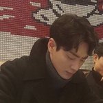 <b>이준혁</b>.......