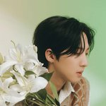 [펜타곤] 회<b>택</b>이 흑발 미친거아니냐