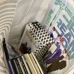 [NCT] ㅅㄷ 당근<b>마켓</b>에서 굿즈샀는데 너무 무거워