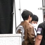 야 김<b>뷔</b> 머리 잘랐나봄