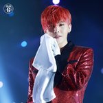 지드래곤 vs <b>뷔</b>