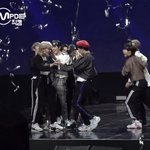 [스키즈] 스키즈 백도어 <b>엠카</b> 1위 앵콜보는데ㅋㅋㅋㅋ