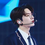 내 기준 웃는 거 진짜 예쁜 남돌