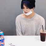 광고 모델 시켜줄 맛 제대로 나는 아이돌