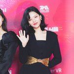 <b>화사</b>한 향기 날듯한 아이돌