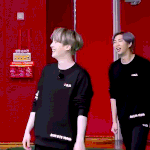 [방탄소년단] : ) 보면 따라웃을수 있음
