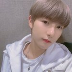 [NCT] 런쥔이 셀카 엔도시 내에서도 손꼽히게 <b>잘</b>찍는 거 같지...