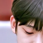 눈꼬리가 우예 <b>이리</b>생김