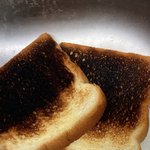 조판녀 토스터기로 <b>식빵</b> 태우다