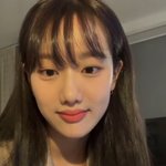 <b>이나은</b> 미쳤네