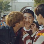아니 공식킷스를 네 번이나 <b>한</b> <b>씨</b>피 봤냐고요