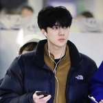 오세훈 아직도 꿋꿋이 줄 <b>이어폰</b> 쓰는거