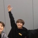 [NCT즌] 이사진 두번보면 <b>동혁</b>이랑 어색해짐