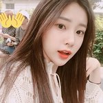 강혜원 <b>데뷔전이</b> 더 이쁜듯
