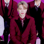 [방탄소년단] 우리 왕자 병아리 왜케 <b>기품</b>있누