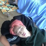 [방탄소년단] 잠자는 <b>숲속</b>의 지민 그날 사진이네