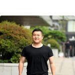 친구가 자꾸 <b>이사진</b> 보내